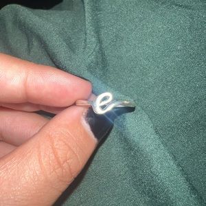 James Avery letter E ring size 7